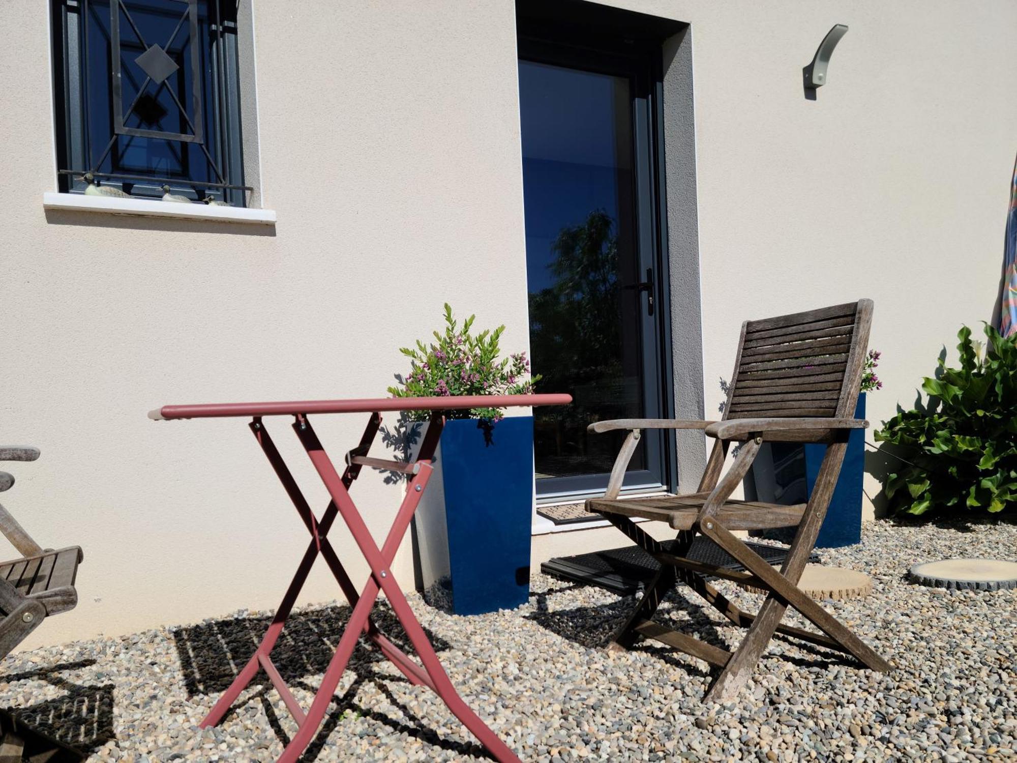 Bed and Breakfast Les Papillons D'Uzes à Saint-Laurent-la-Vernède Extérieur photo
